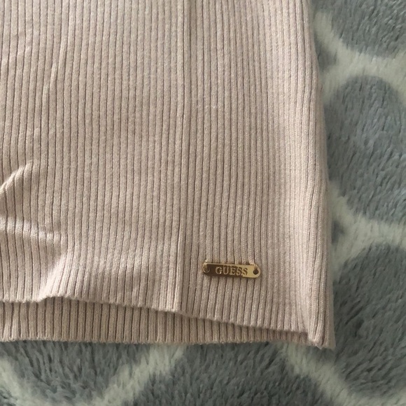 🆕Guess Long Bell Sleeve Sweater NWT - Picture 4 of 10